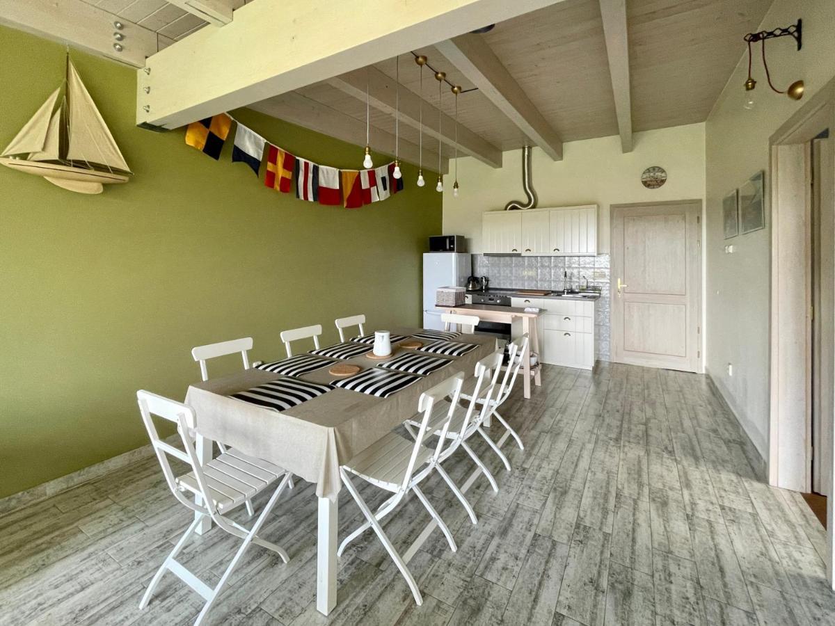 Apartmany Modrinovy Dum Horní Planá Exteriör bild