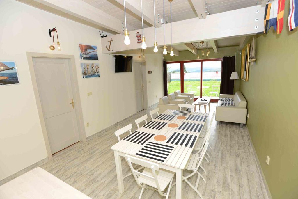 Apartmany Modrinovy Dum Horní Planá Exteriör bild